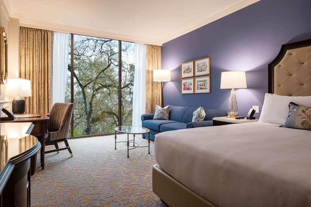 The Houstonian Hotel, Club & Spa Room photo